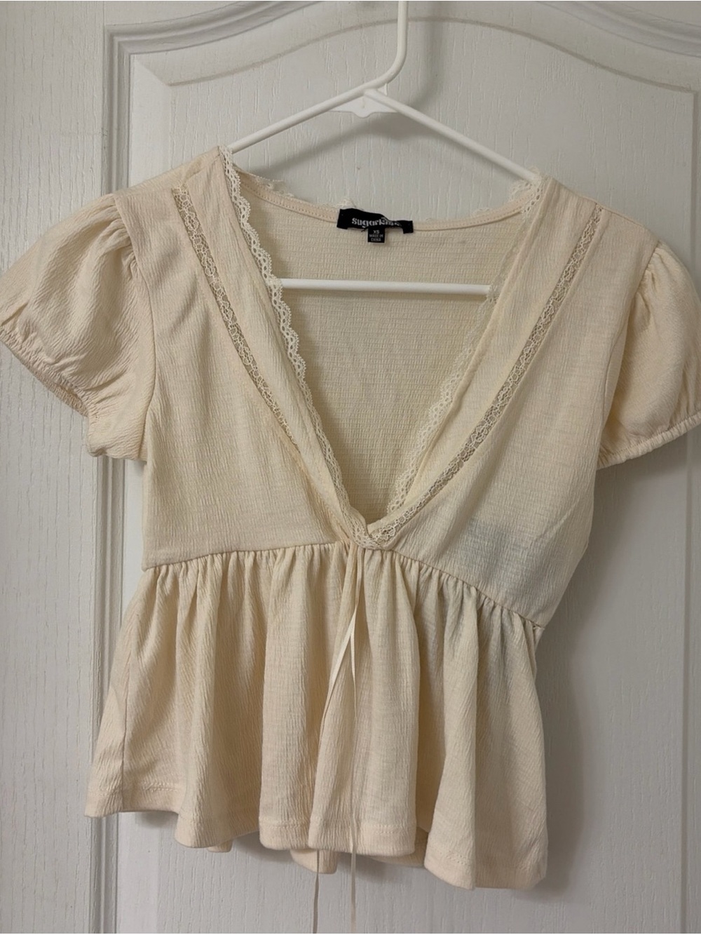 NWT‎ Sugar Kiss Boho V Neck Baby Doll Top Cream Size XS